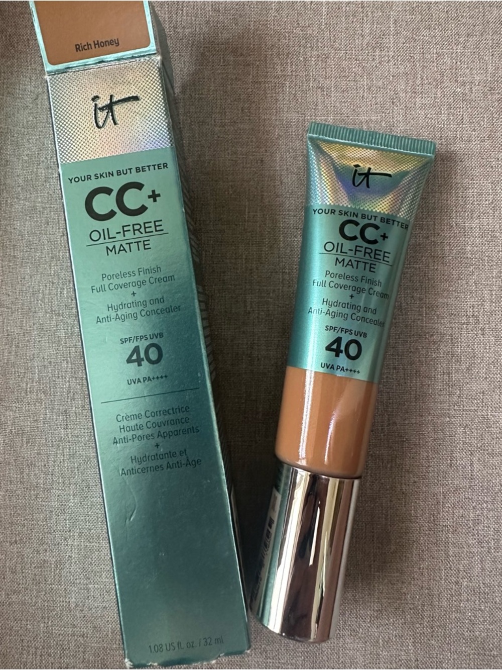 IT Cosmetics CC+ Oil-Free Matte Full Coverage Cream SPF 40 – Rich Honey – NEW